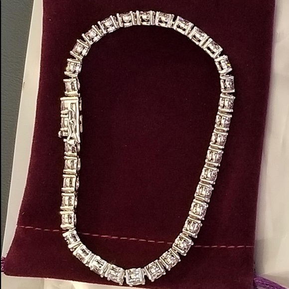 14K white gold plated cubic zirconia 7.5 inch Tennis Bracelet(read description) - Picture 4 of 6